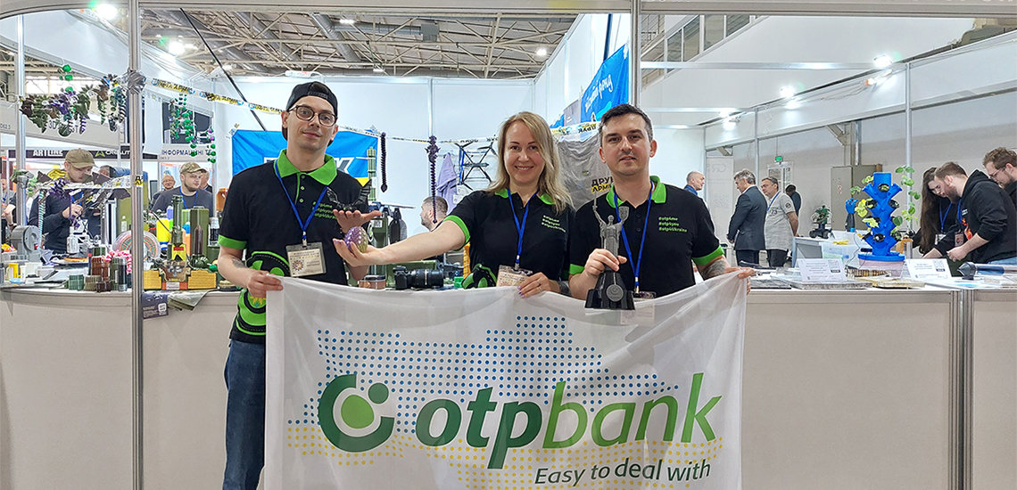 Printing together: DrukArmiia and OTP BANK presented joint 3D creations at the VIII international specialized exhibition ADDIT EXPO