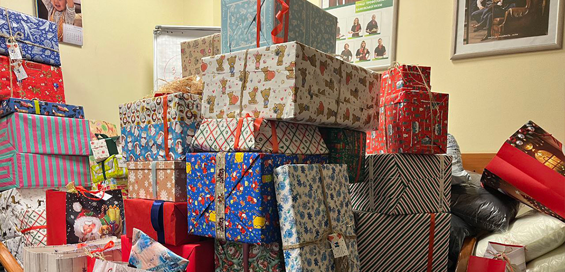 Gifts from OTP St. Nicholas: OTP BANK Employees Purchased Items for 104 Children with Intellectual and Physical Disabilities