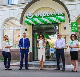 OTP Bank branch in Cherkasy opened for clients after renovation