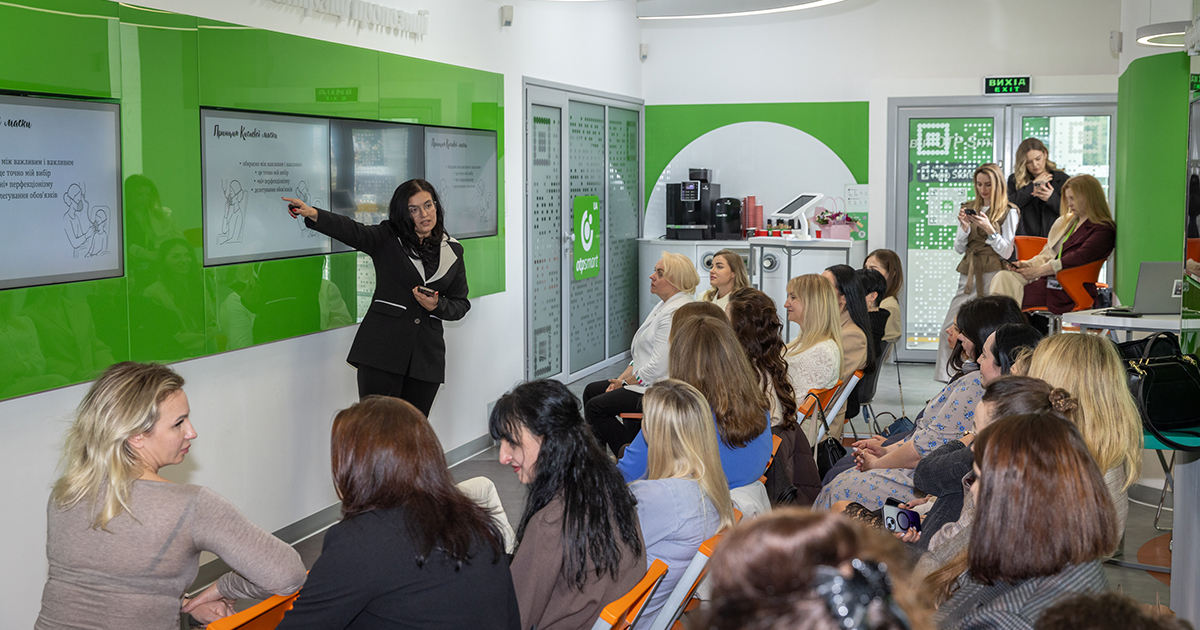 OTP BANK held financial resilience training for female service members