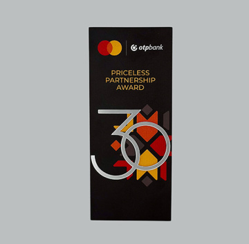 Mastercard recognizes OTP BANK with the Priceless Partnership Award
