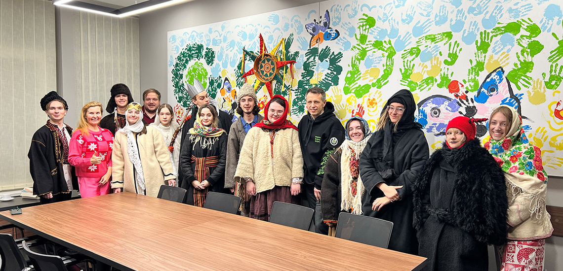 Charity auction at OTP BANK: employees collected a million hryvnias for the Kharkiv Perinatal Center